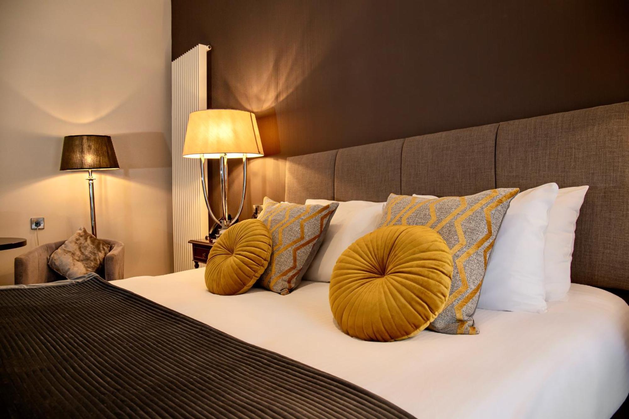 The Enniskillen Hotel And Motel 外观 照片